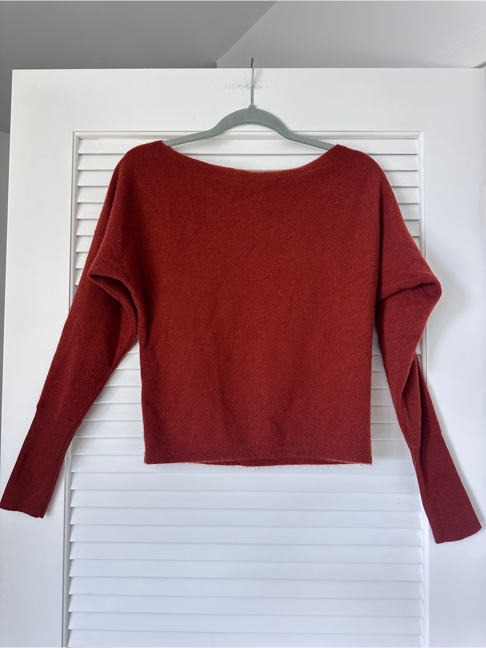 INTERMIX 100% Cashmere Boat Neck Dolman Sleeve Sweater Rust Petite